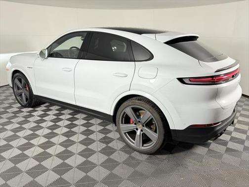 2025 Porsche Cayenne E-Hybrid S