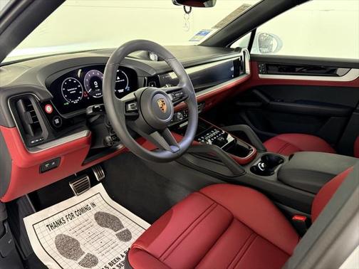 2025 Porsche Cayenne E-Hybrid S