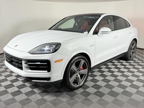 2025 Porsche Cayenne E-Hybrid S