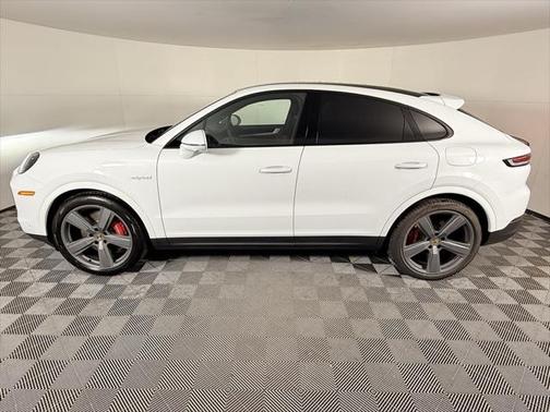 2025 Porsche Cayenne E-Hybrid S