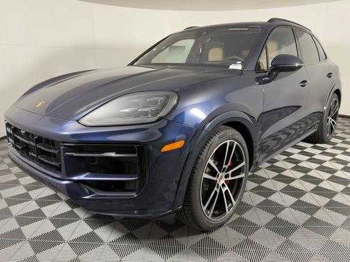 2026 Porsche Cayenne GTS