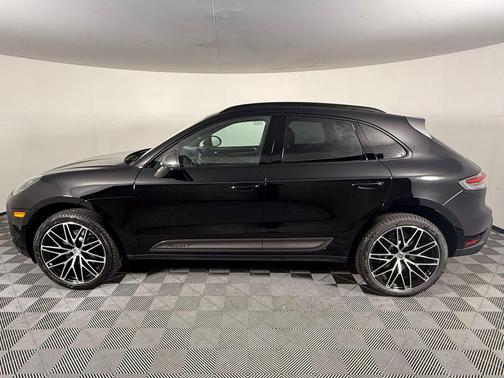 2026 Porsche Macan T