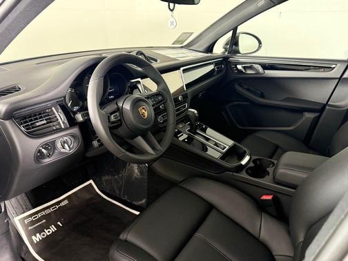 2026 Porsche Macan T