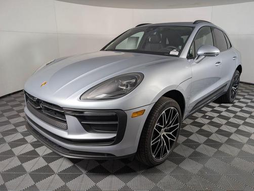 2026 Porsche Macan 