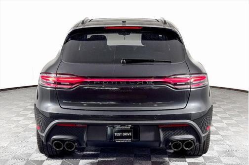 2024 Porsche Macan Base