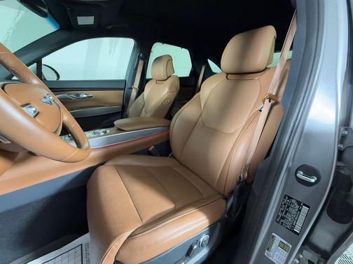 2022 Genesis GV70 2.5T AWD