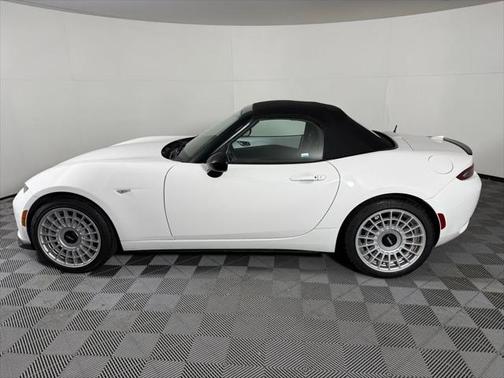 2016 Mazda MX-5 Miata Club