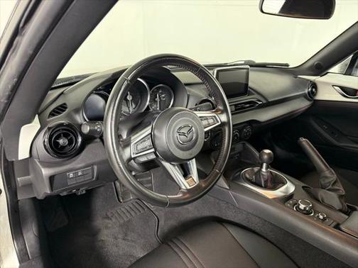 2016 Mazda MX-5 Miata Club