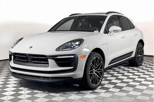 2024 Porsche Macan Base