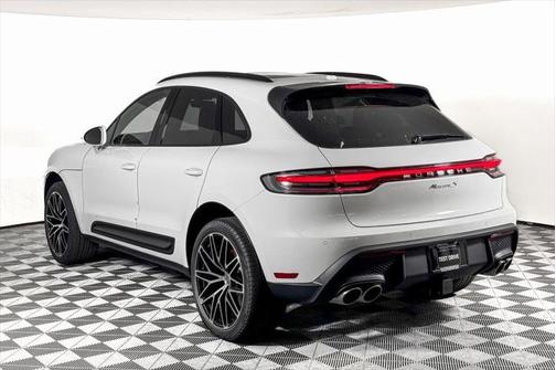 2024 Porsche Macan Base