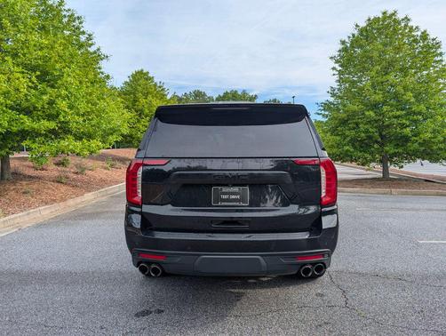 Onyx Black 2023 GMC Yukon XL Denali