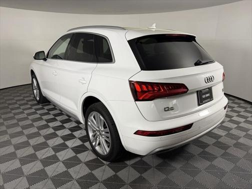 2018 Audi Q5 2.0T Prestige