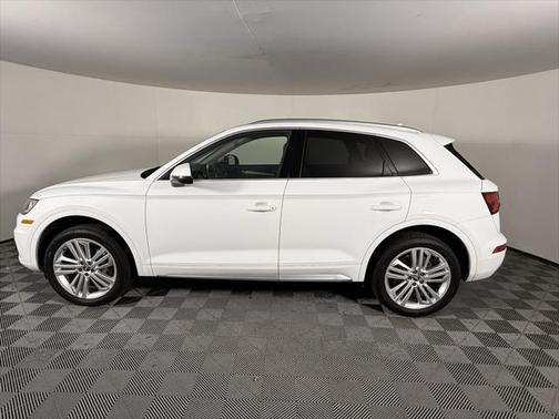 2018 Audi Q5 2.0T Prestige