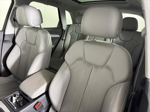 2018 Audi Q5 2.0T Prestige