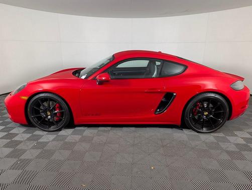 2022 Porsche 718 Cayman GTS 4.0