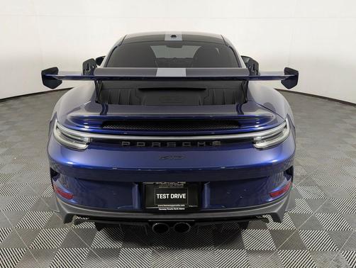Gentian Blue Metallic 2022 Porsche 911 GT3