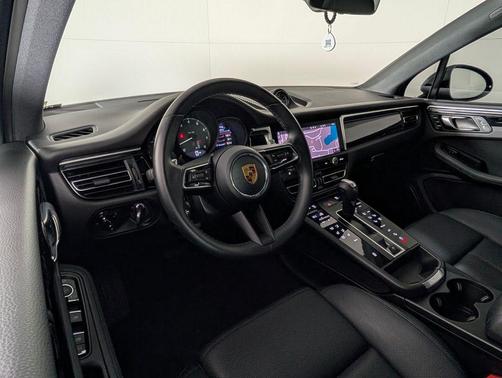 2023 Porsche Macan 2.0T