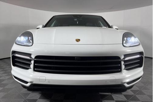 White 2023 Porsche Cayenne Platinum Edition