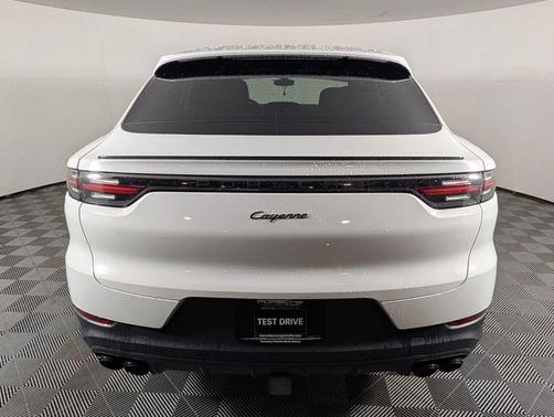 White 2023 Porsche Cayenne Platinum Edition
