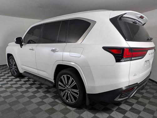 2024 Lexus LX 600 Luxury