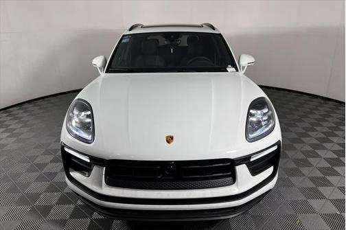 2023 Porsche Macan T