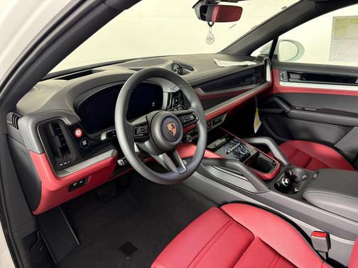 2026 Porsche Cayenne E-Hybrid