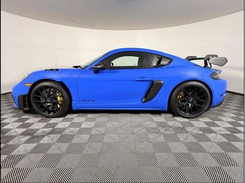 2023 Porsche 718 Cayman GT4 RS
