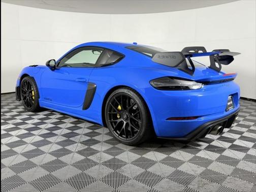 2023 Porsche 718 Cayman GT4 RS