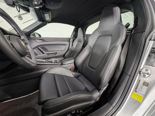 2026 Porsche 911 Targa 4 GTS