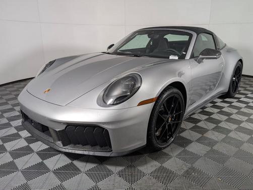 2026 Porsche 911 Targa 4 GTS