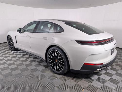 Chalk 2026 Porsche Panamera