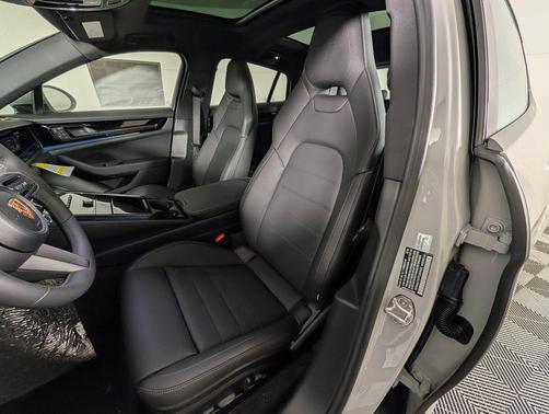 Chalk 2026 Porsche Panamera