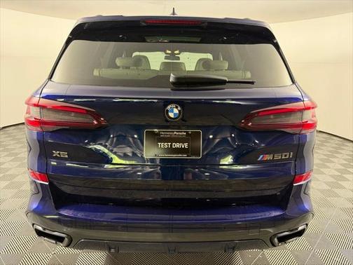 2022 BMW X5 M50i