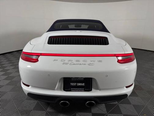 2017 Porsche 911 Carrera 4S Cabriolet
