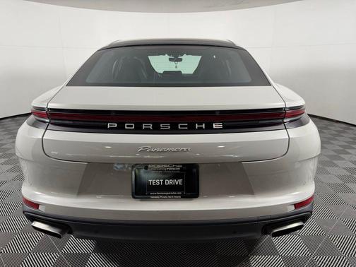 2025 Porsche Panamera Hatchback