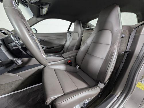 2025 Porsche 718 Cayman S