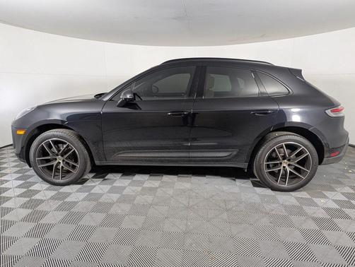 2024 Porsche Macan T