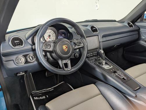 2019 Porsche 718 Boxster GTS