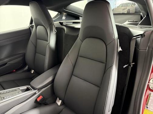 2025 Porsche 718 Cayman Base