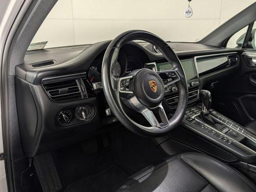 2021 Porsche Macan S