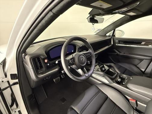 2025 Porsche Cayenne E-Hybrid S