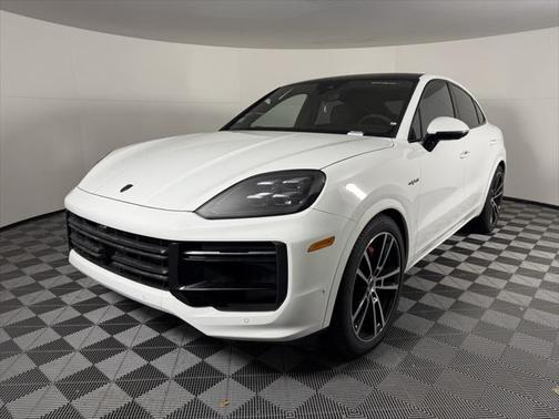 2025 Porsche Cayenne E-Hybrid S