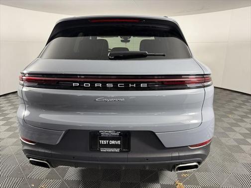 2025 Porsche Cayenne