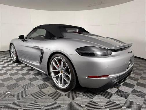 2021 Porsche 718 Spyder Base