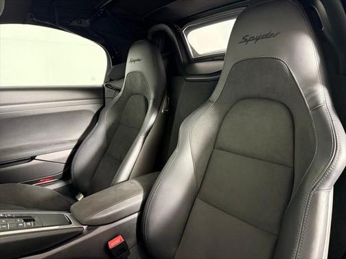 2021 Porsche 718 Spyder Base