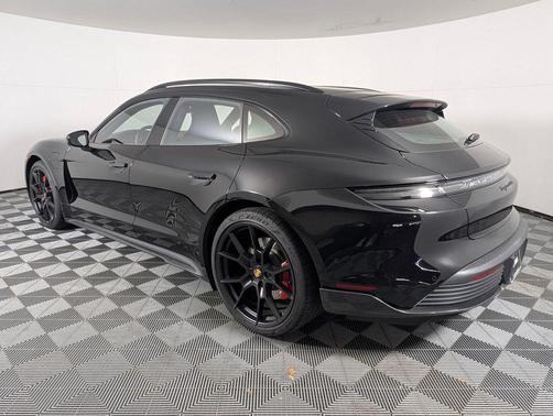 2024 Porsche Taycan GTS