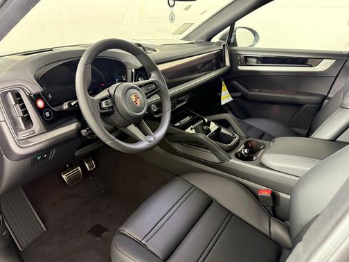 2026 Porsche Cayenne S