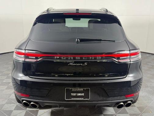 2021 Porsche Macan S