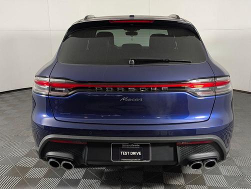 2025 Porsche Macan 2.0T