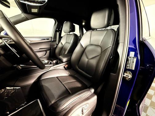 2025 Porsche Macan 2.0T